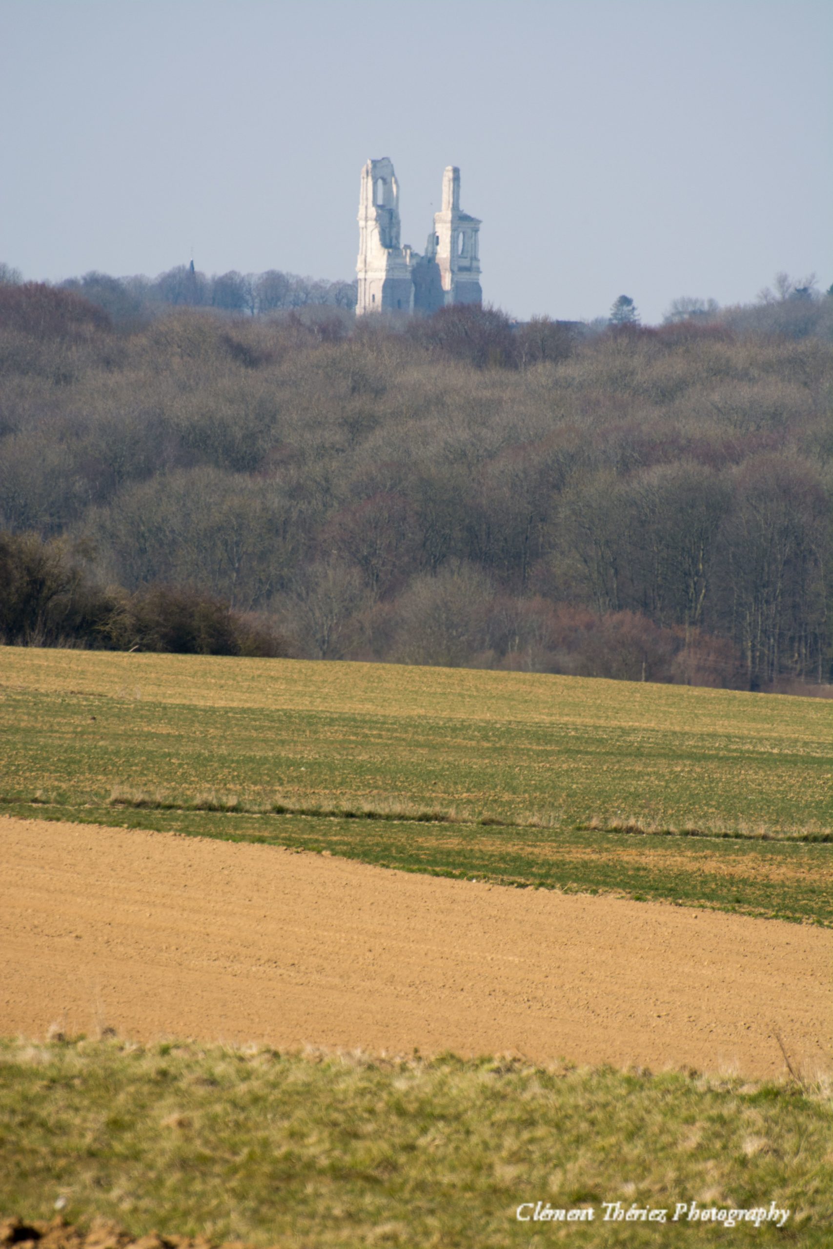 Vue des Ruines de Mont Saint éloi